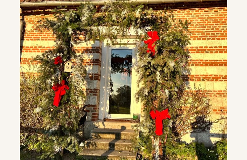 EPAGNETTE Aires en Scènes: La Maisonnette-lg