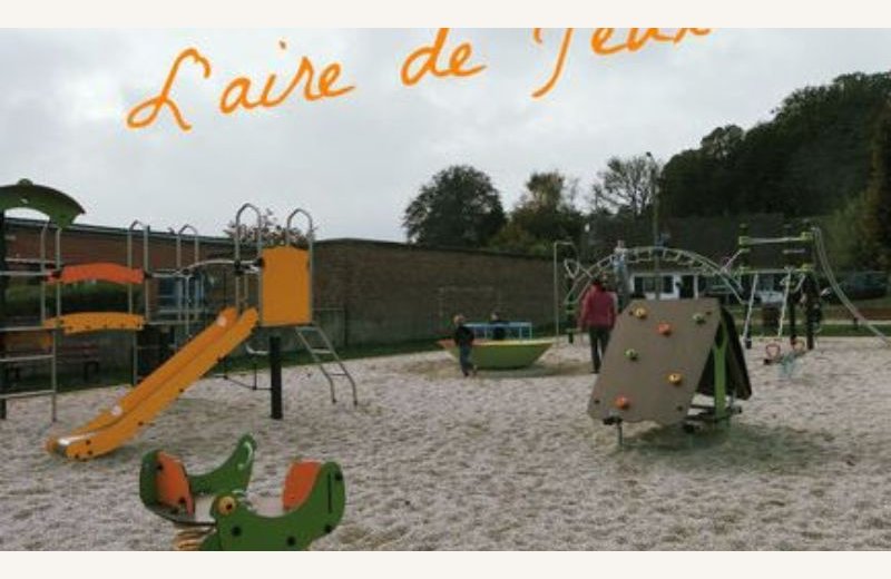 - Aire de jeux de crecy en ponthieu