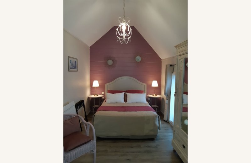 Chambre Bois de rose 1