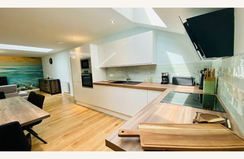 Dimensions photos SIM et site Internet - Coque de la Baie cuisine