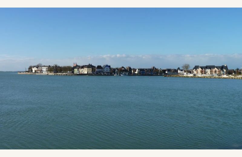 Dimensions photos SIM et site Internet - 1