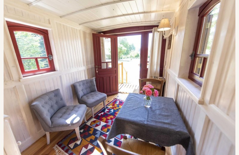 NOUVION La roulotte du Valmet