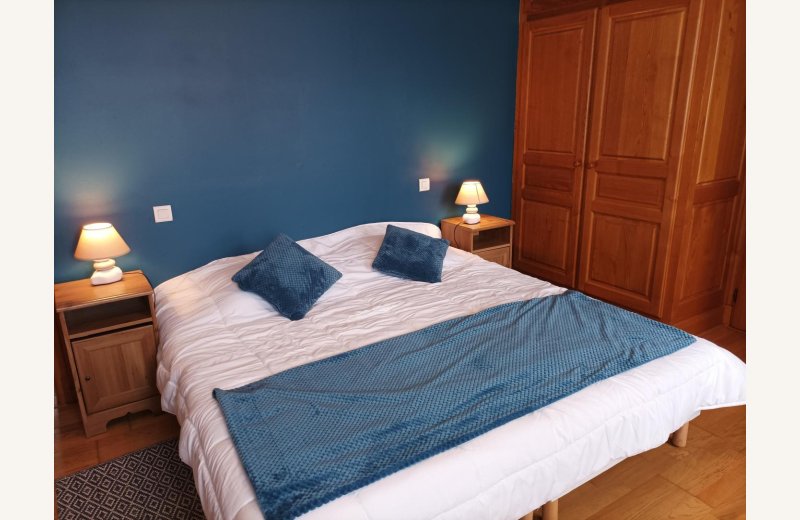 MORLAY-LES-PONTHOILE Le pré des Henson