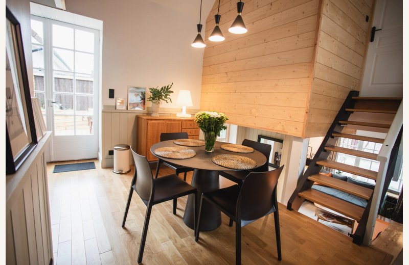 GRAND LAVIERS En Face