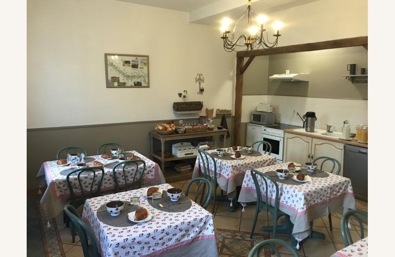 SAILLY-FLIBEAUCOURT Les charmilles