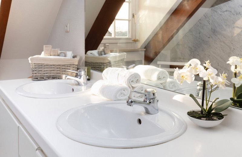 HOTPIC0800010085-Jean-de-Bruges-SDB-Saint-Riquier-Somme-HautsdeFrance