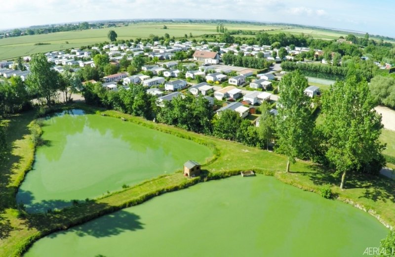 Camping la Haie Penée vue aerienne St Quentin en Tt Somme Picardie HautsdeFrance