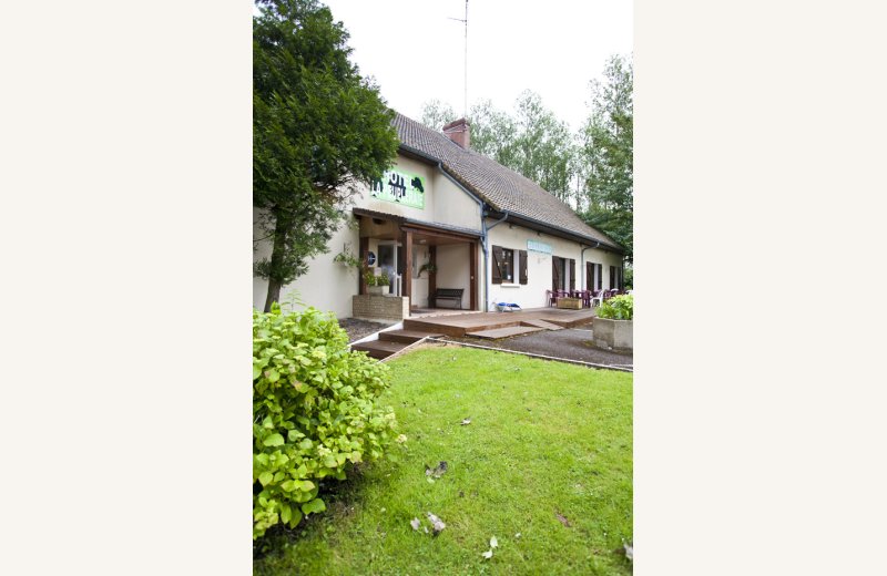 HOTPIC0800010040_La Peupleraie_terrasse_Nampont St Martin_Somme_HautsdeFrance