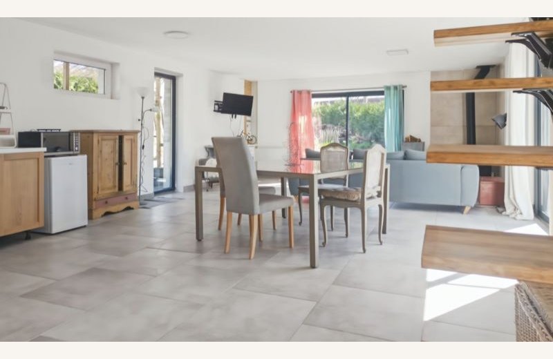 Dimensions photos SIM et site Internet - 1