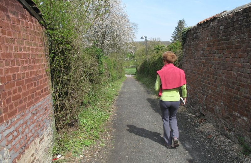 Oneux ruelle©SommeTourisme-MTestu