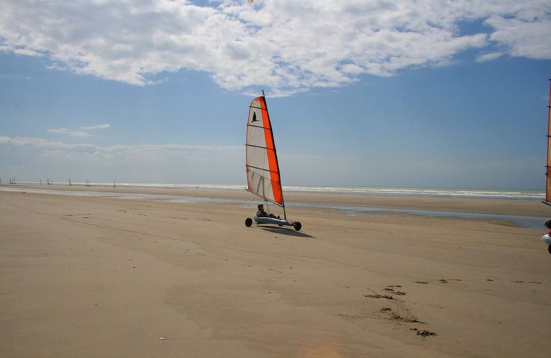 OZONE, CHAR À VOILE