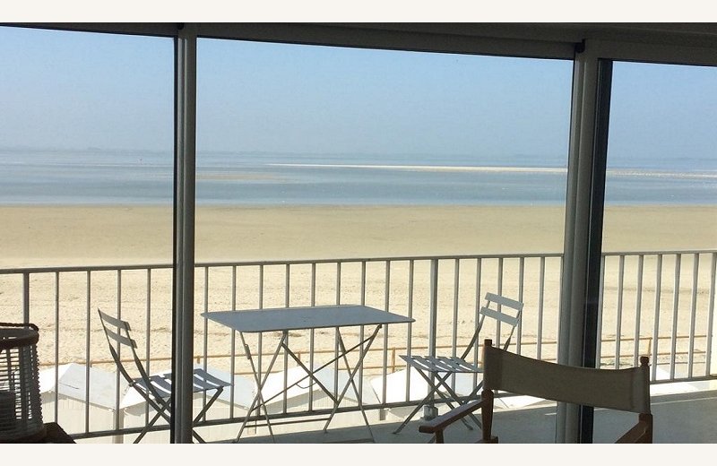 Terrasse  sur la Baie (1)