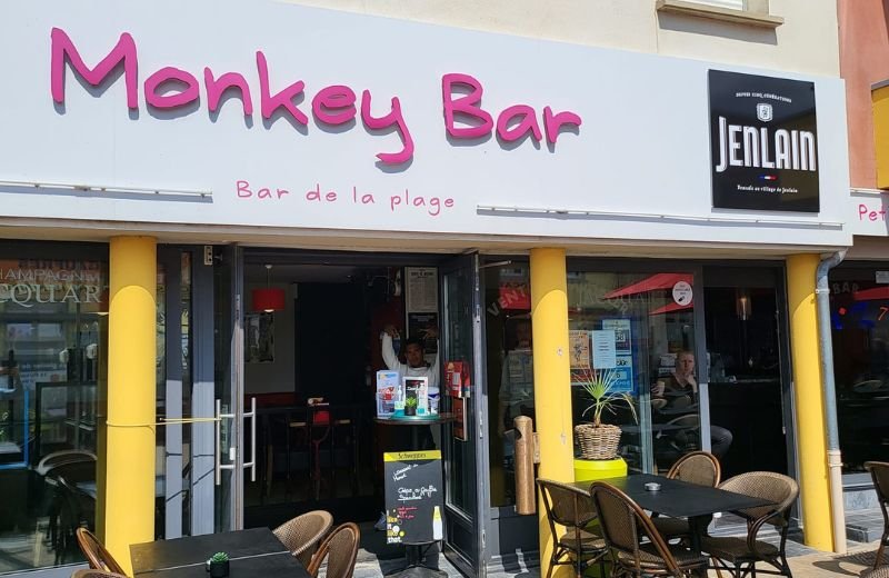 monkey-bar-facade
