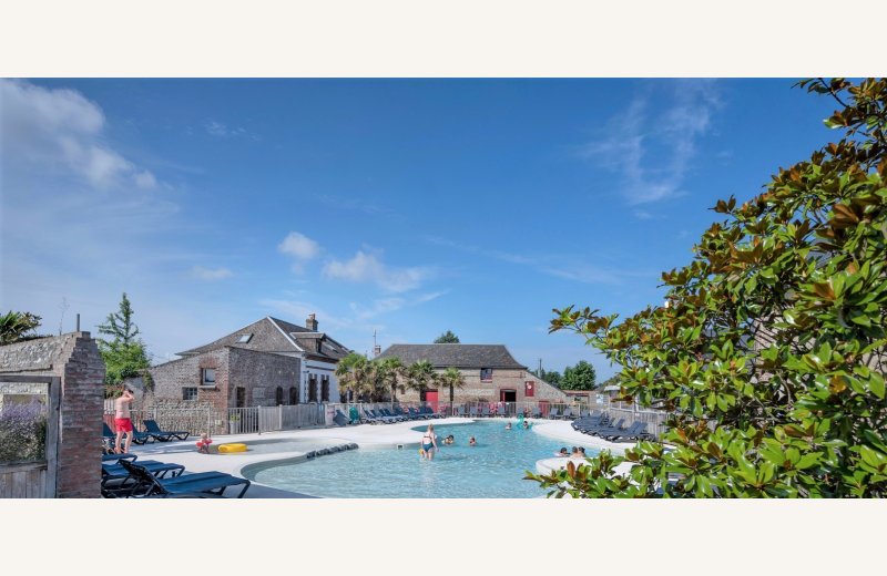 HPAPIC0800010513 Le Ridin piscine Le Crotoy Somme HautsdeFrance