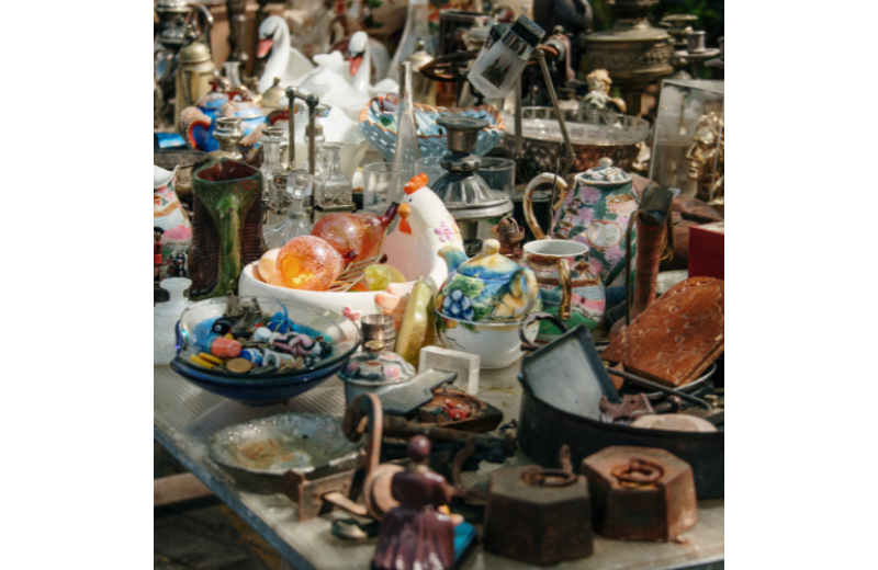 Brocante de l'Office de Tourisme